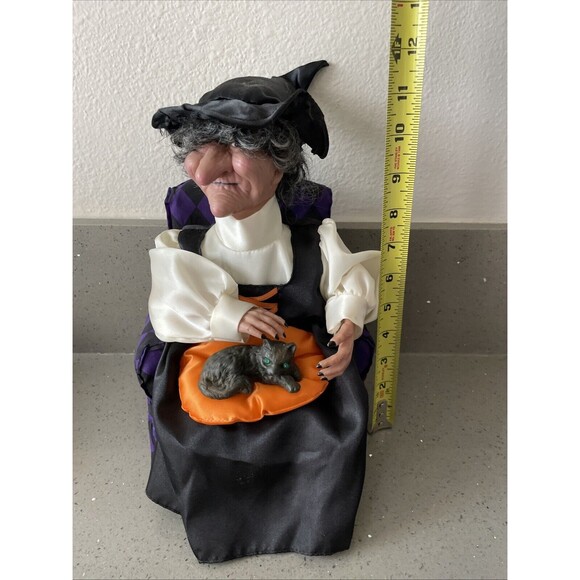 Gemmy Animated Halloween Talking Witch Petting Cat  Vintage READ NOT WORKING - Picture 12 of 12